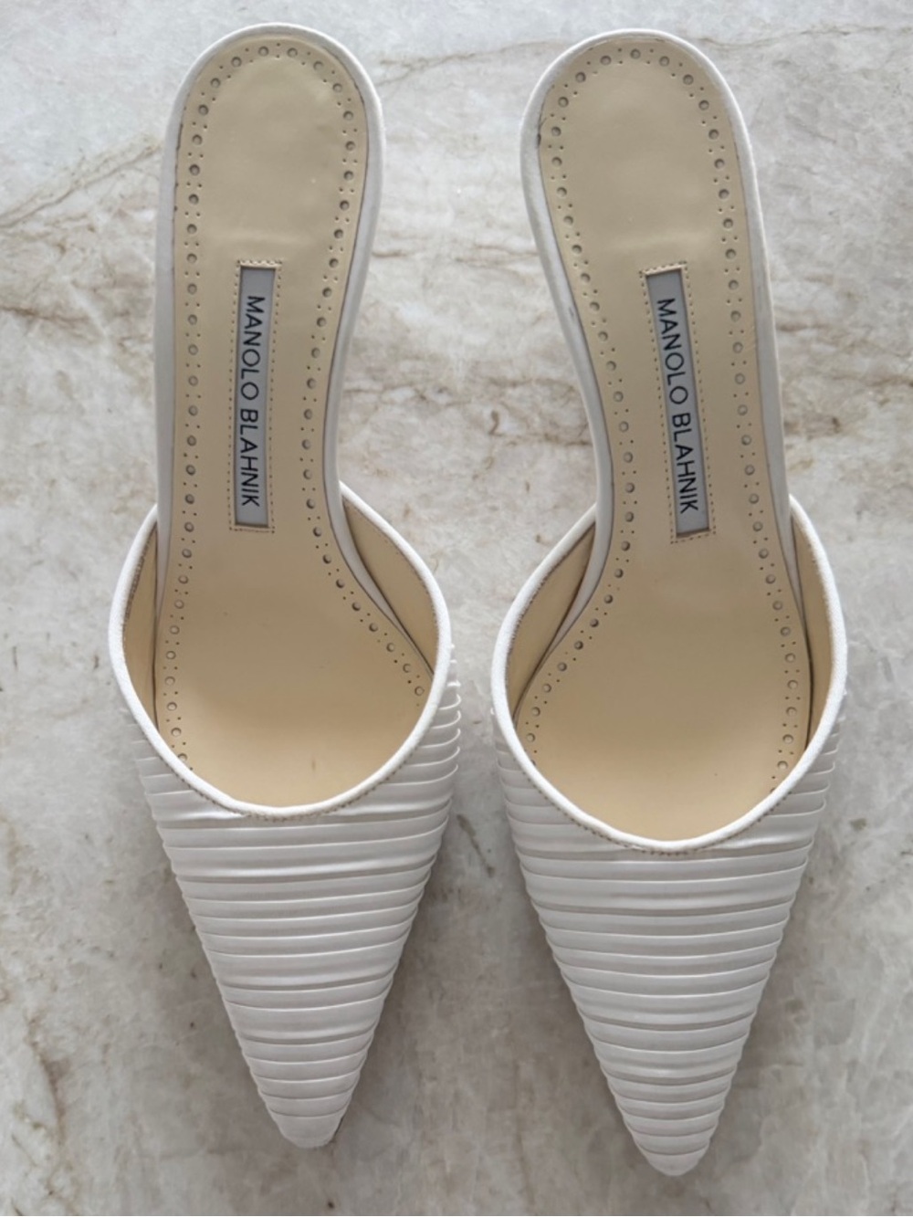 Manolo Blahnik Carolyne 50mm Ribbed Pointed Slip-On Mule
